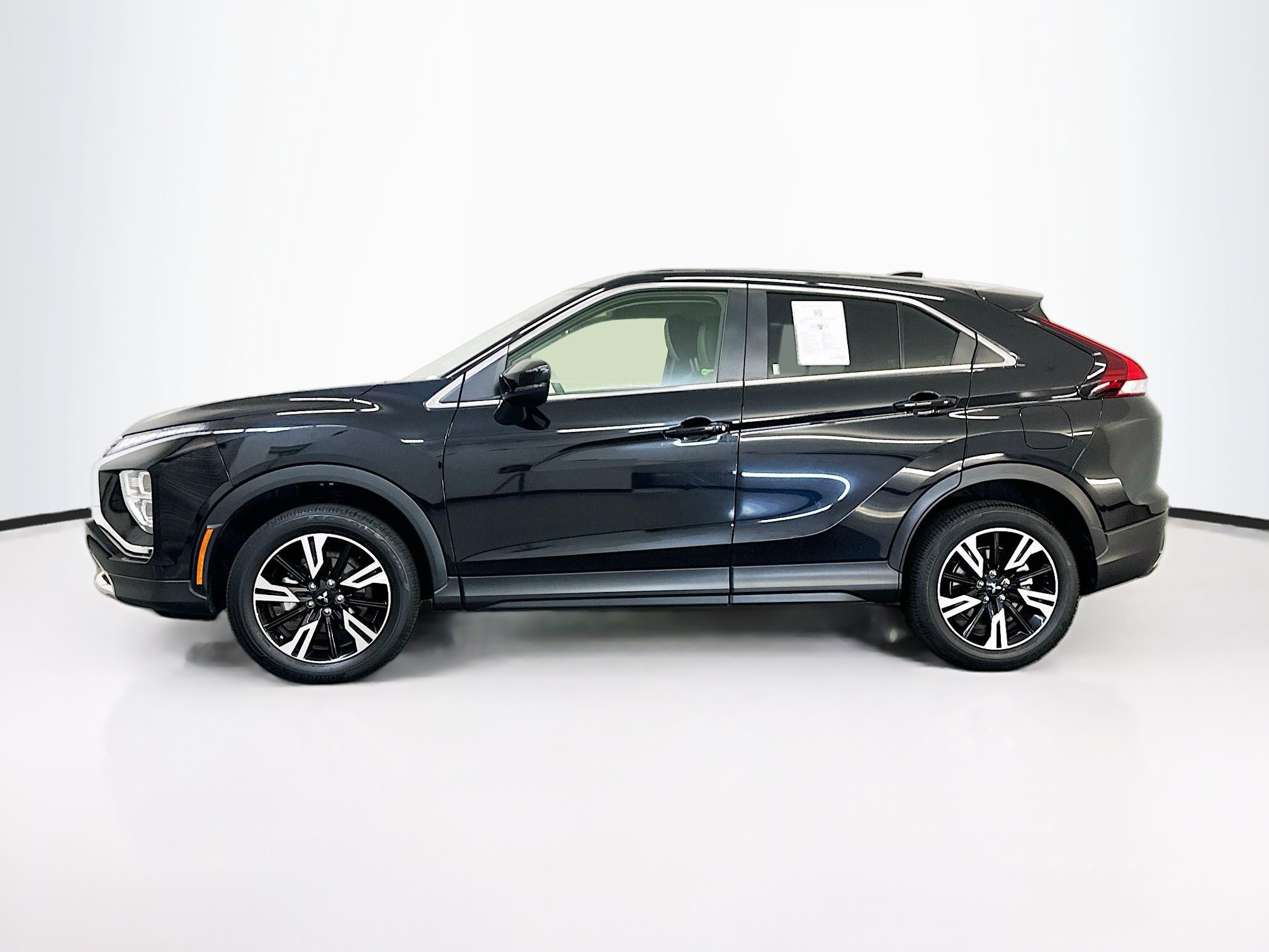 Used 2025 Mitsubishi Eclipse Cross SE AWD/4WD image 4