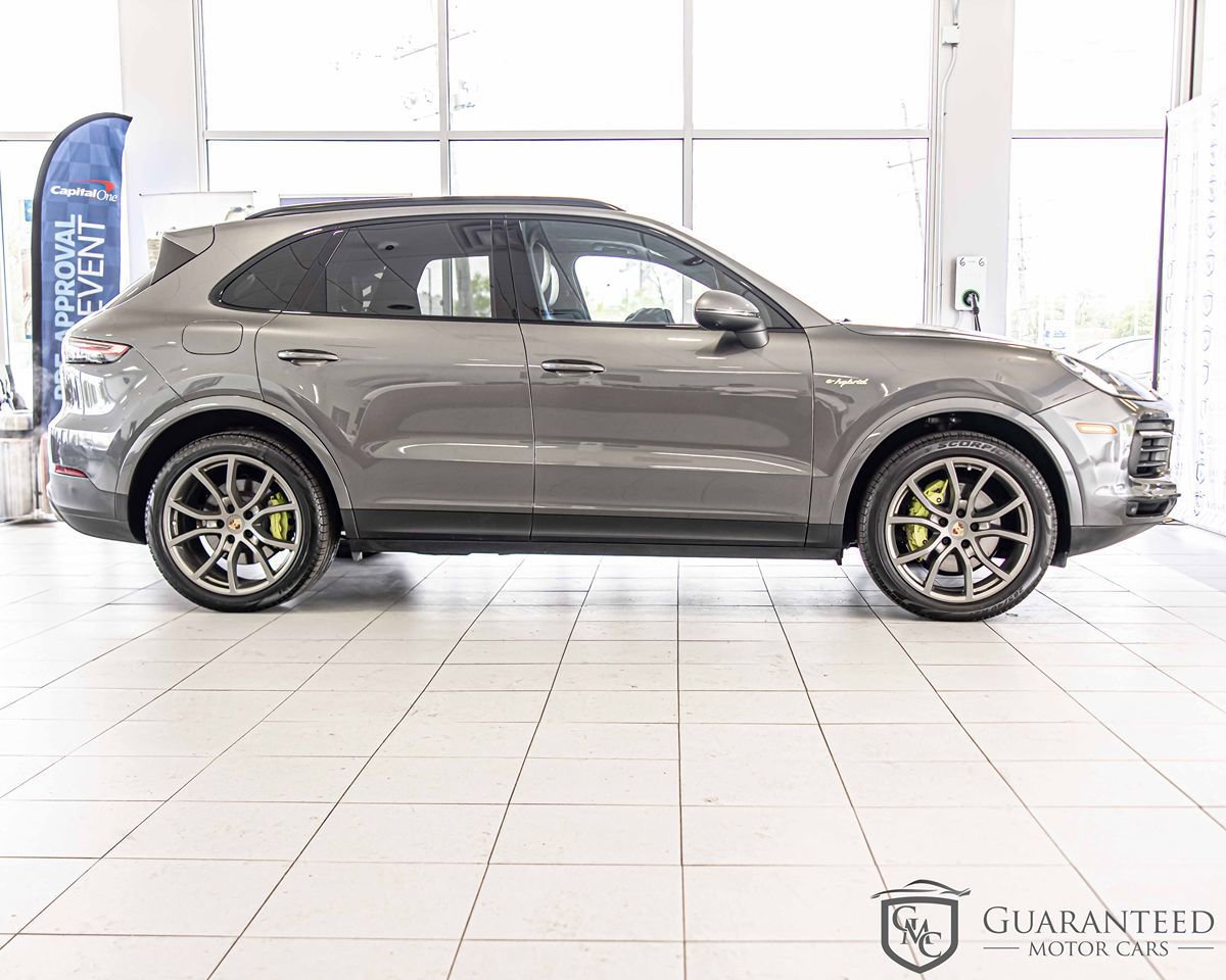 Used 2020 Porsche Cayenne E-Hybrid AWD/4WD image 11