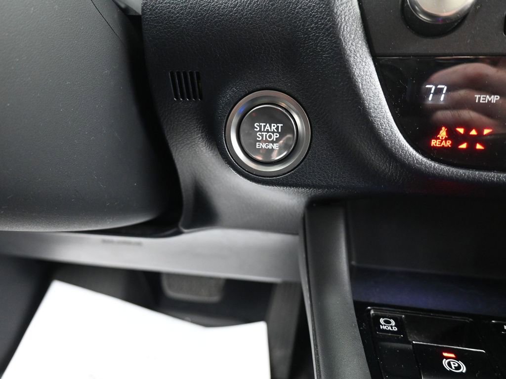 Used 2020 Lexus RX 350L Premium w/ Premium Package image 25