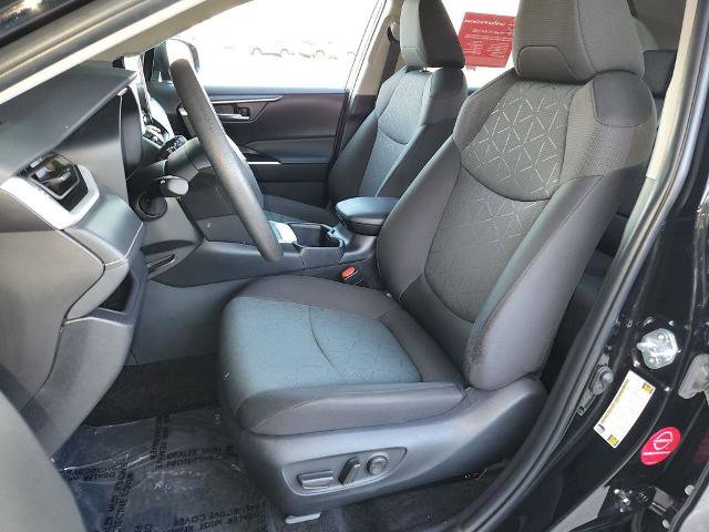 Used 2025 Toyota RAV4 XLE w/ Convenience Package image 12