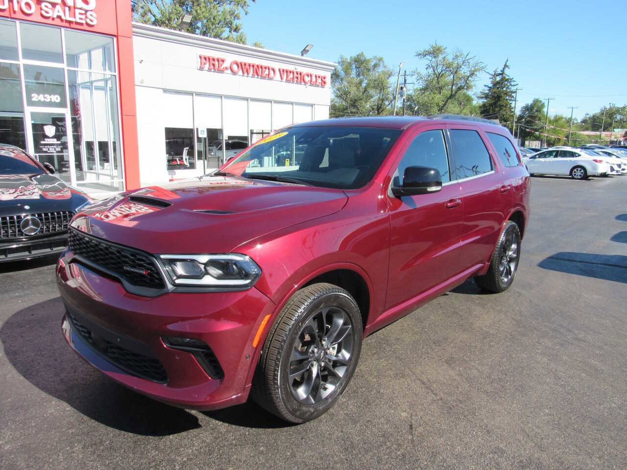 Used 2023 Dodge Durango GT image 2