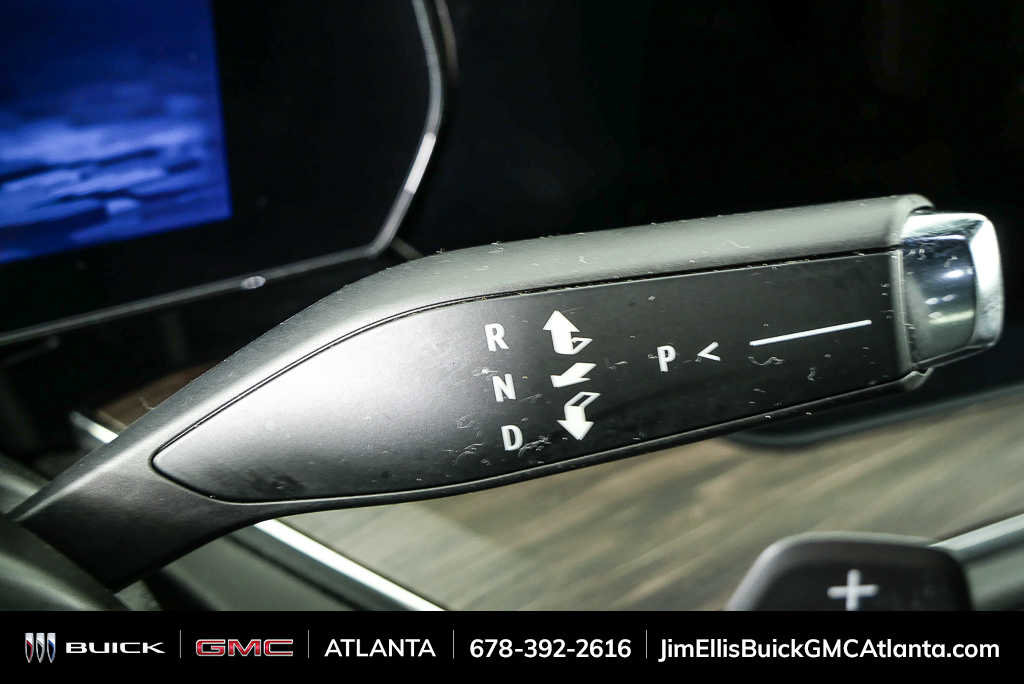 Used 2025 Chevrolet Tahoe LT AWD/4WD image 17