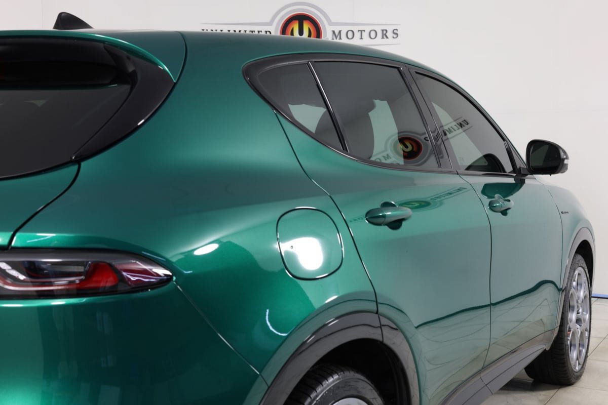 Used 2024 Alfa Romeo Tonale Veloce w/ Active Assist Package AWD/4WD image 44