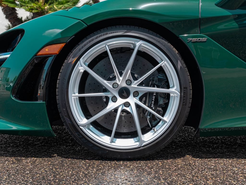 New 2026 McLaren 750S Spider RWD image 24