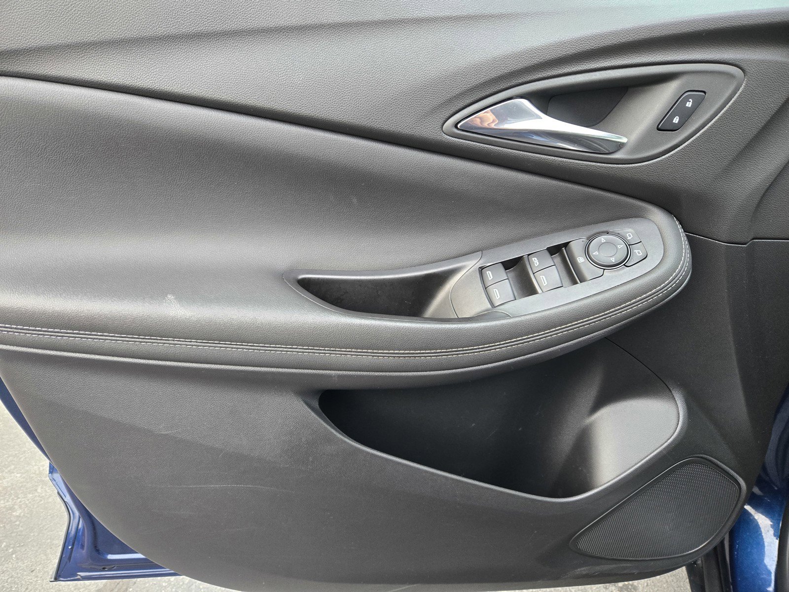 Certified 2023 Buick Encore GX Select image 16