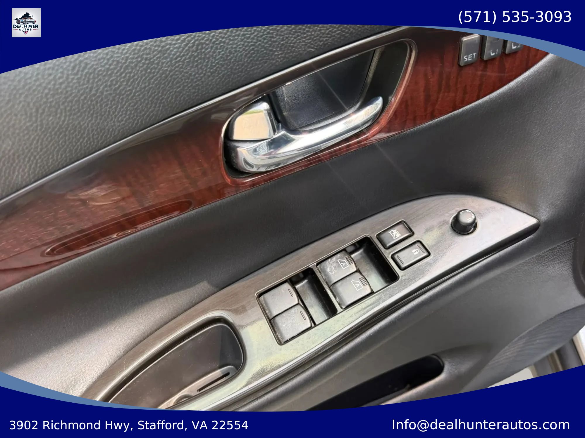 Used 2017 INFINITI QX50 2WD w/ Premium Plus Package image 21