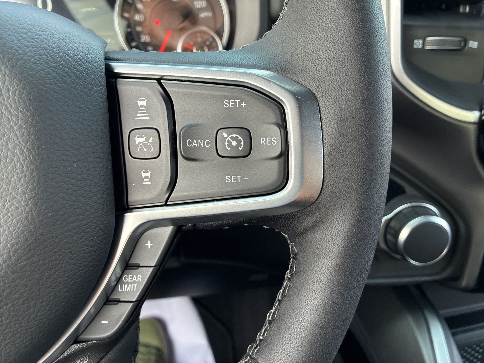 New 2026 RAM 1500 Big Horn AWD/4WD image 20