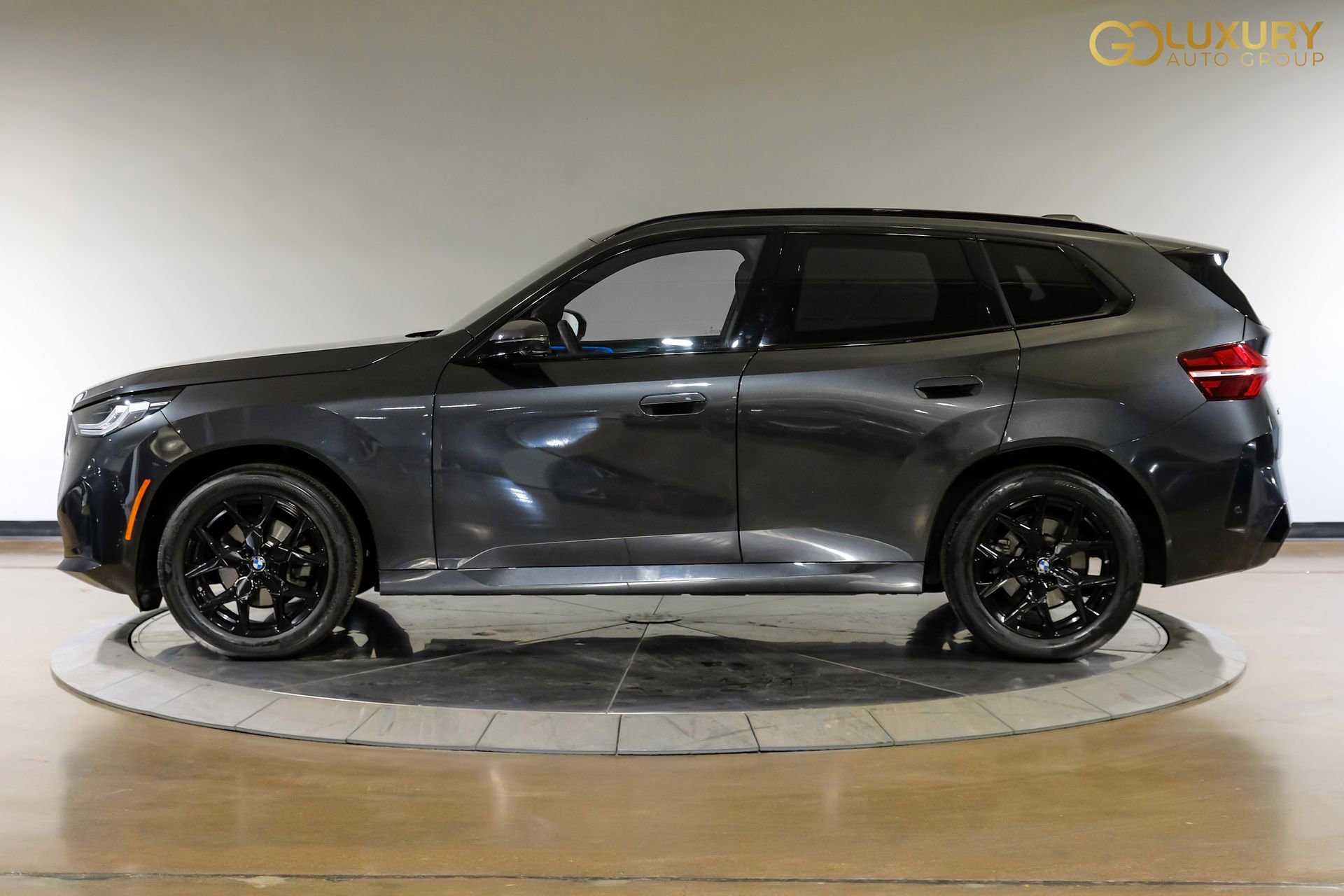 Used 2025 BMW X3 xDrive30 AWD/4WD image 13