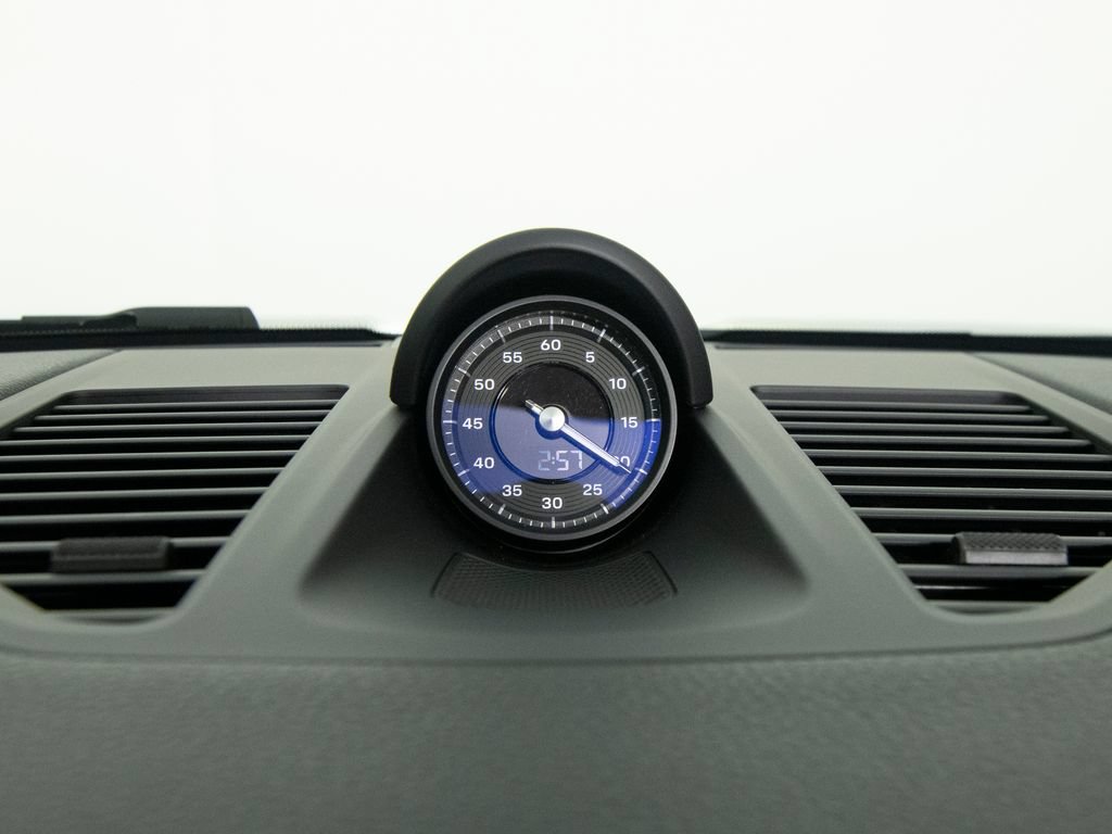 Certified 2025 Porsche 911 Carrera RWD image 30