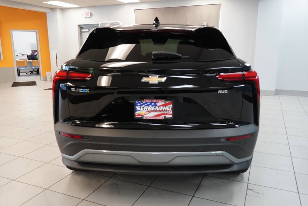New 2025 Chevrolet Blazer EV LT AWD/4WD image 8