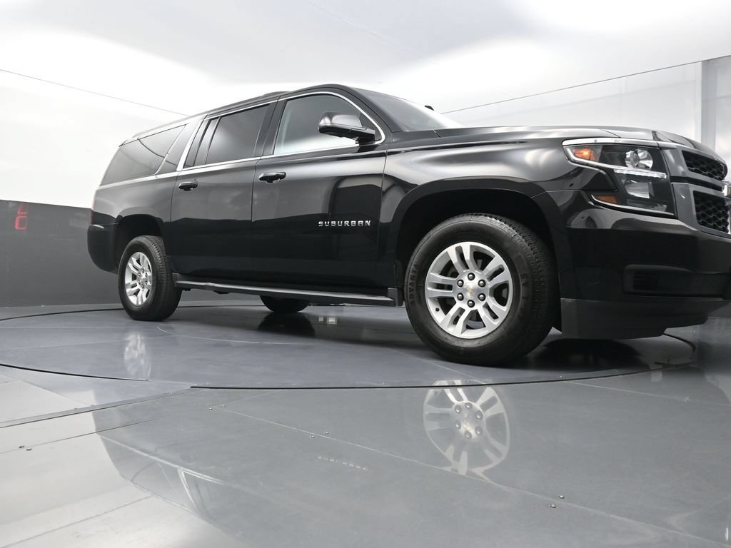 Used 2018 Chevrolet Suburban LS w/ Skid Plate Package AWD/4WD image 23