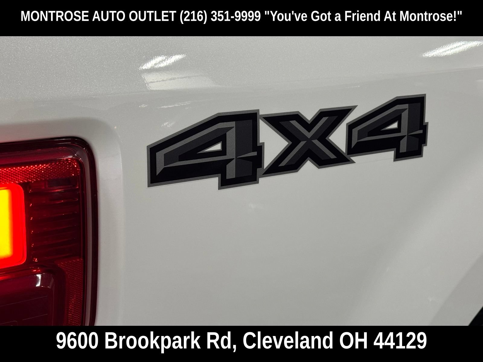 Used 2022 Ford F250 Lariat w/ Black Appearance Package AWD/4WD image 57