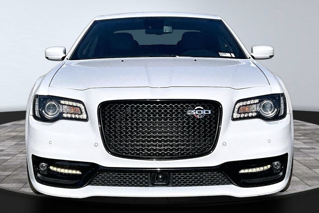 Used 2023 Chrysler 300 C RWD image 27
