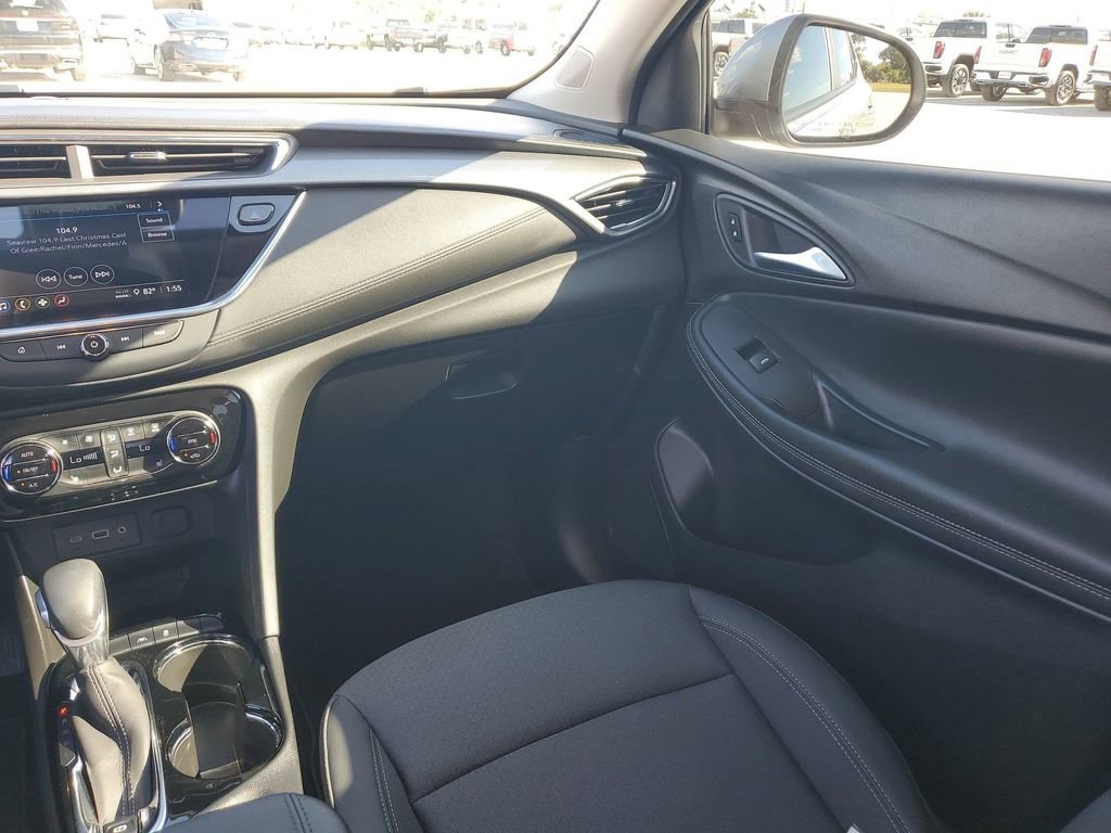 Used 2023 Buick Encore GX Select image 11