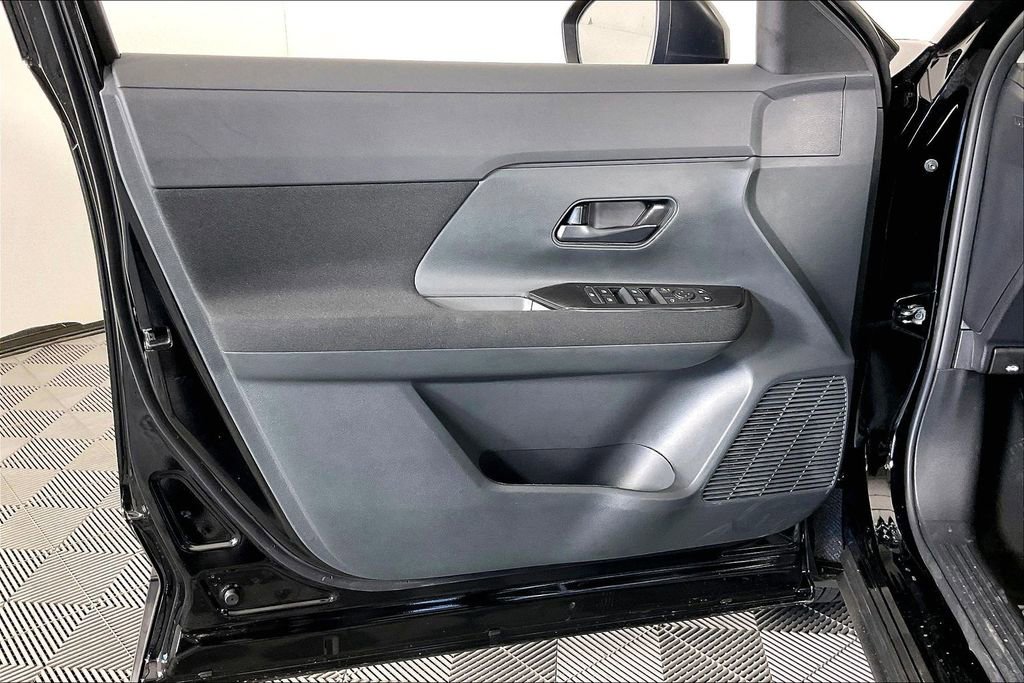 New 2026 Nissan Kicks S image 42