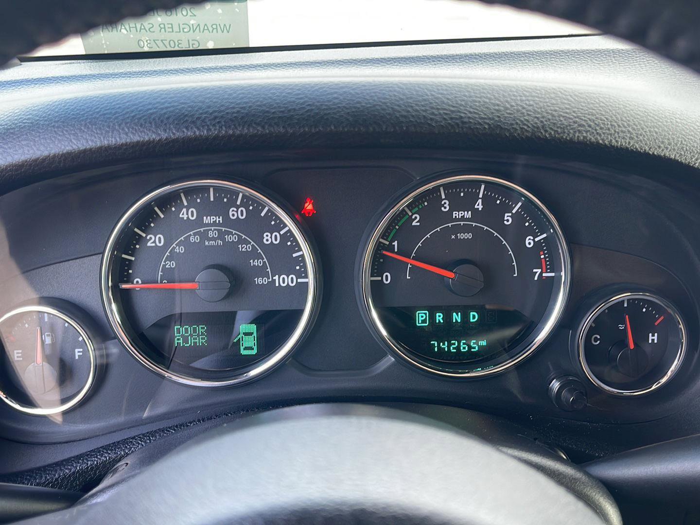 Used 2016 Jeep Wrangler Sahara w/ Connectivity Group image 14