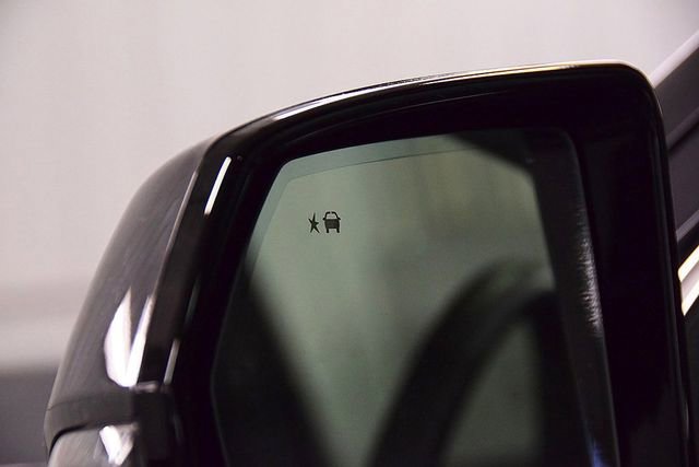 Used 2024 GMC Yukon Denali image 13