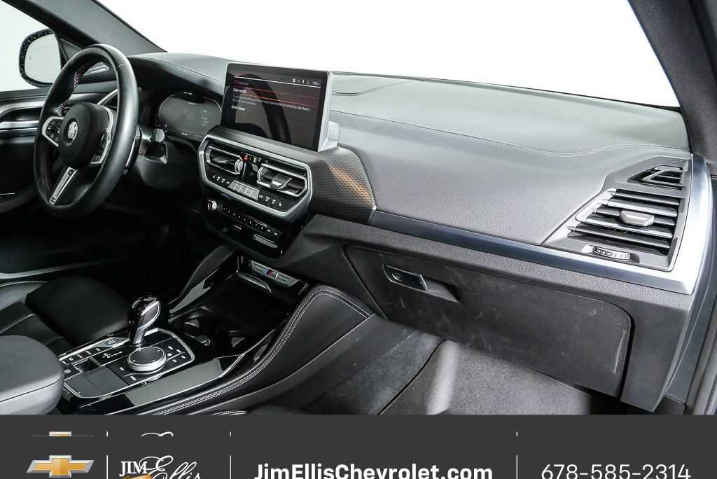 Used 2024 BMW X4 M40i image 24