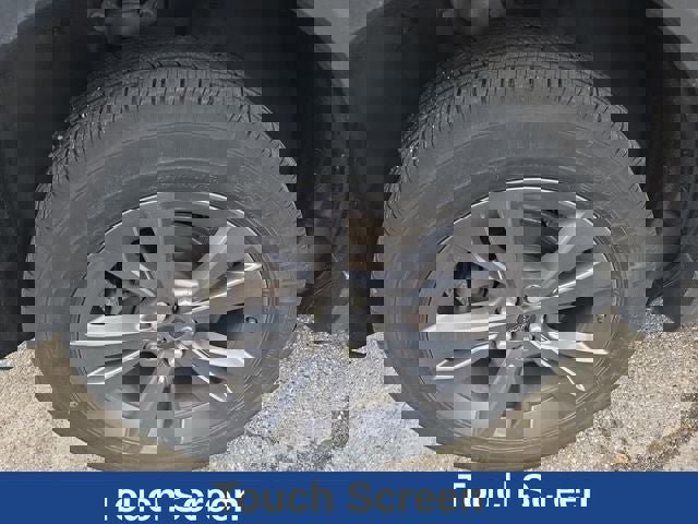 Certified 2024 Ford Explorer XLT w/ Equipment Group 202A AWD/4WD image 24