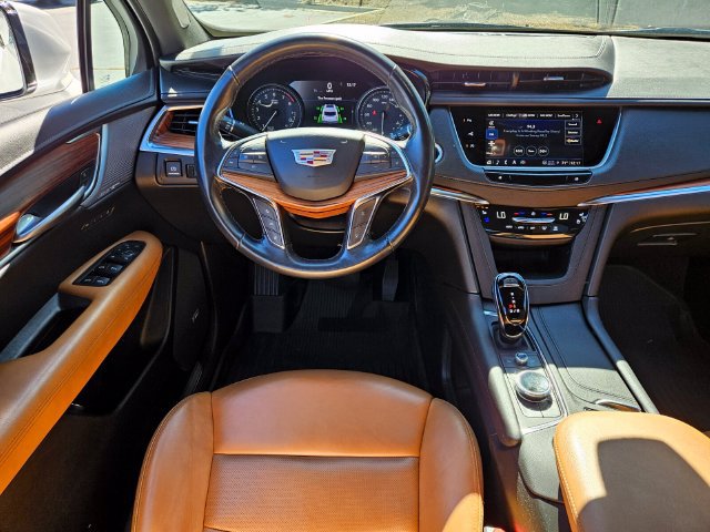 Used 2024 Cadillac XT5 Premium Luxury w/ Technology Package FWD image 12