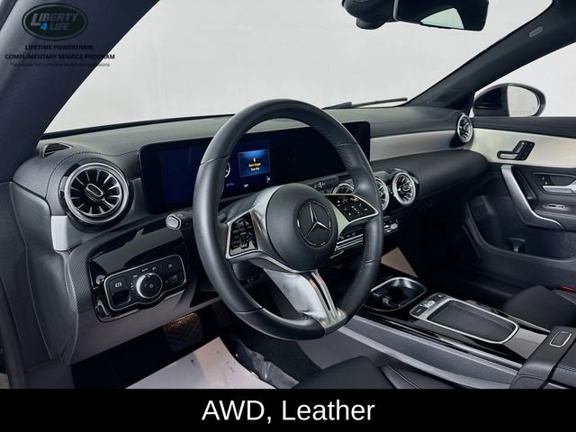 Used 2025 Mercedes-Benz CLA 250 4MATIC image 9