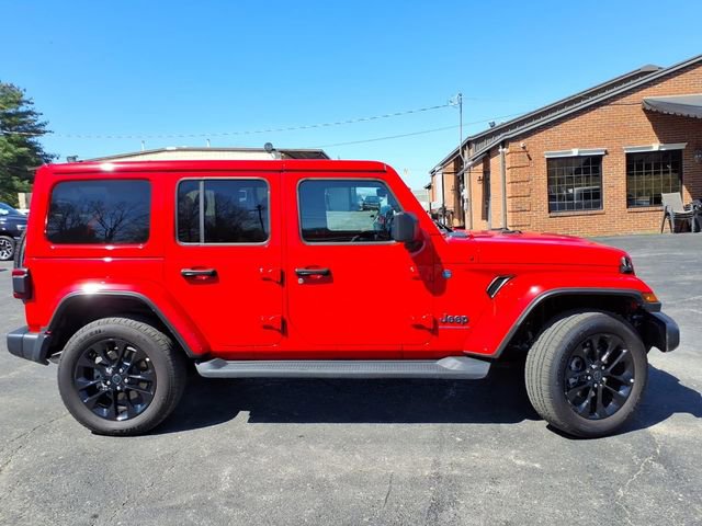 Used 2025 Jeep Wrangler Sahara 4xe image 2