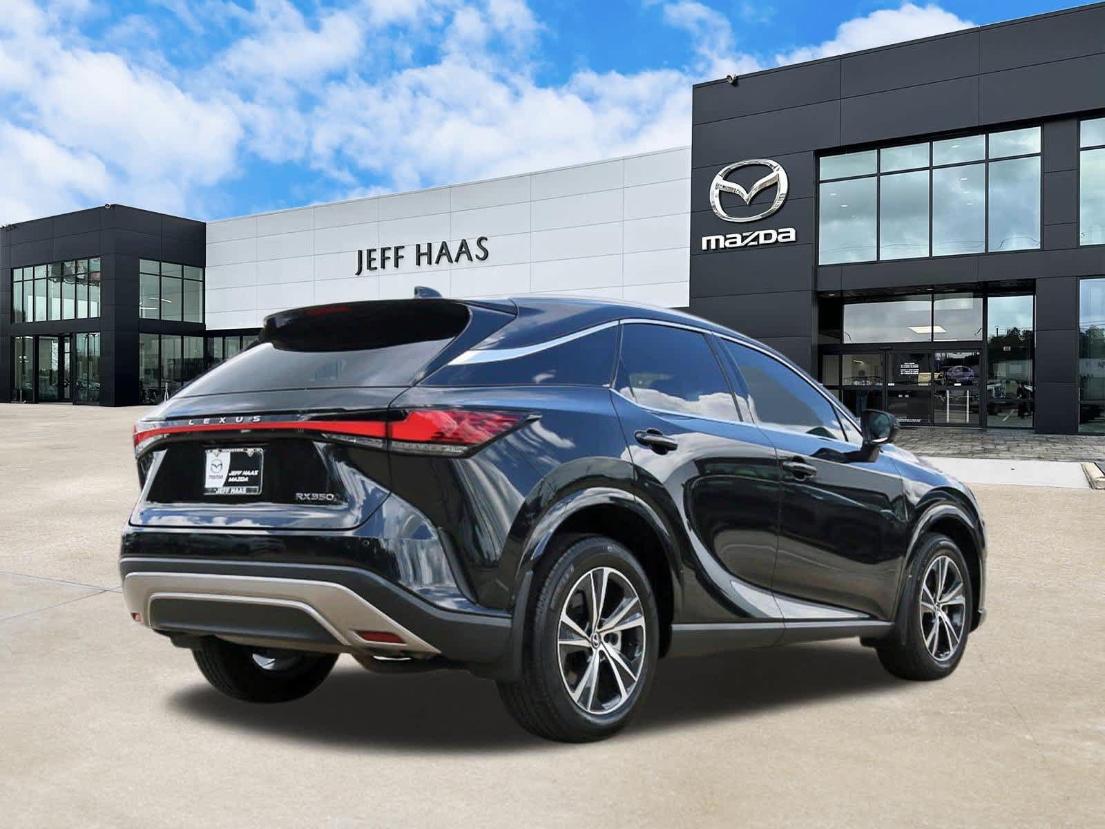 Used 2024 Lexus RX 350 Premium w/ Convenience Package FWD image 3