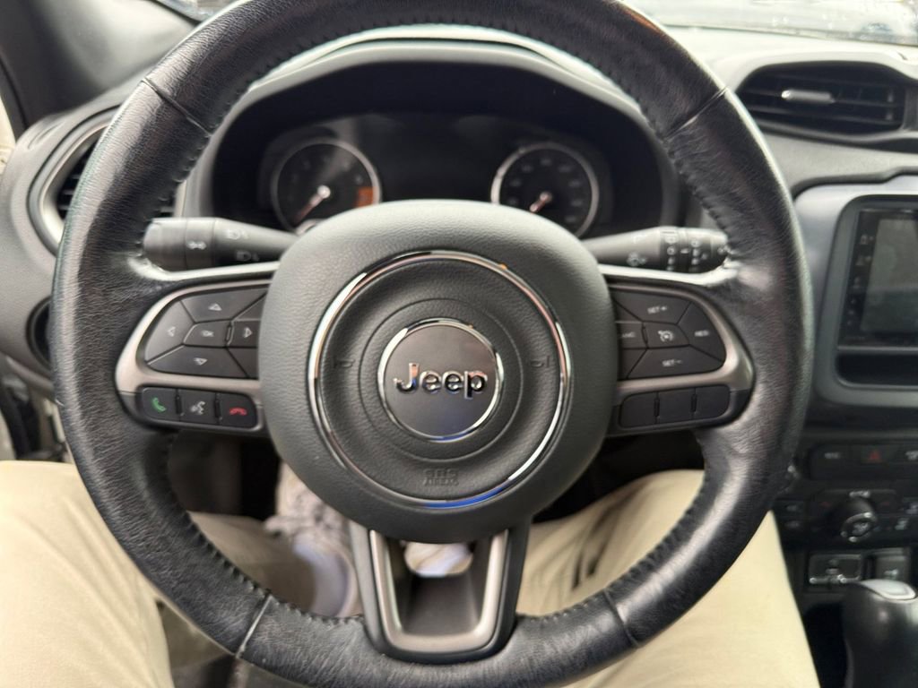 Used 2019 Jeep Renegade Limited w/ Quick Order Package 22P image 14