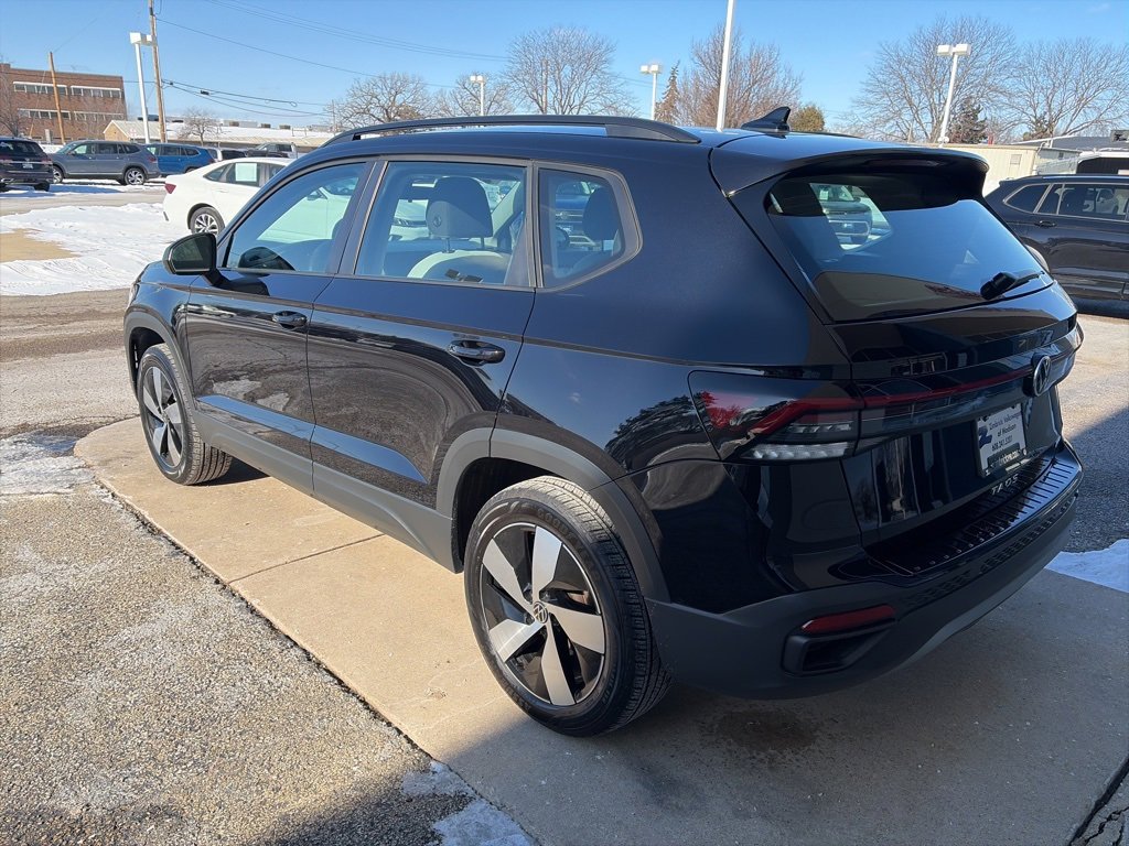 Certified 2025 Volkswagen Taos S image 6