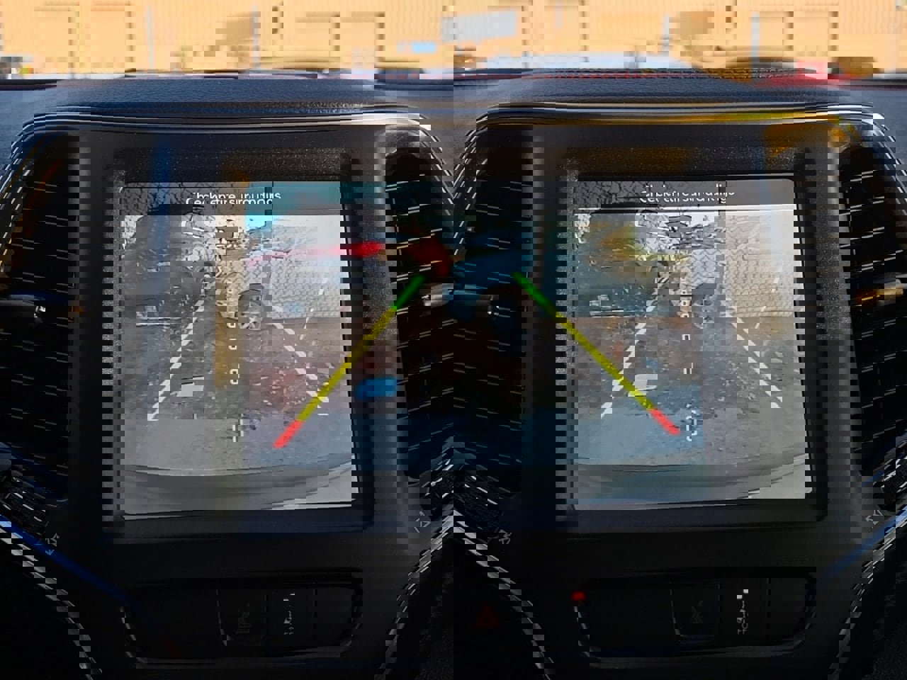 Used 2022 Jeep Cherokee Trailhawk w/ Trailer Tow Group image 17