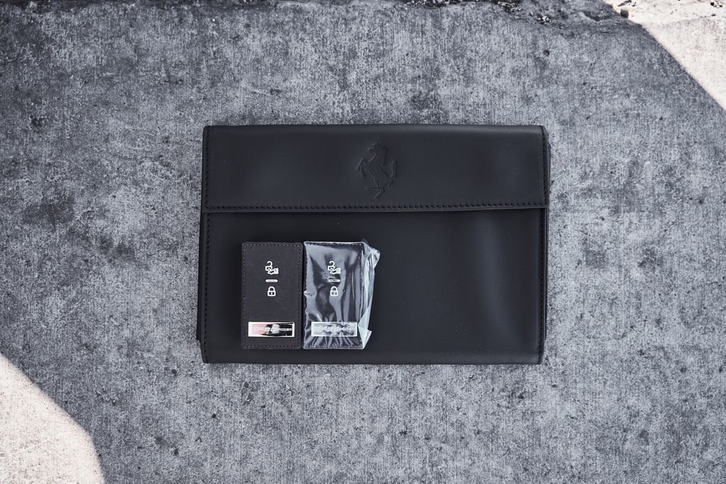 Used 2024 Ferrari SF90 Spider image 76