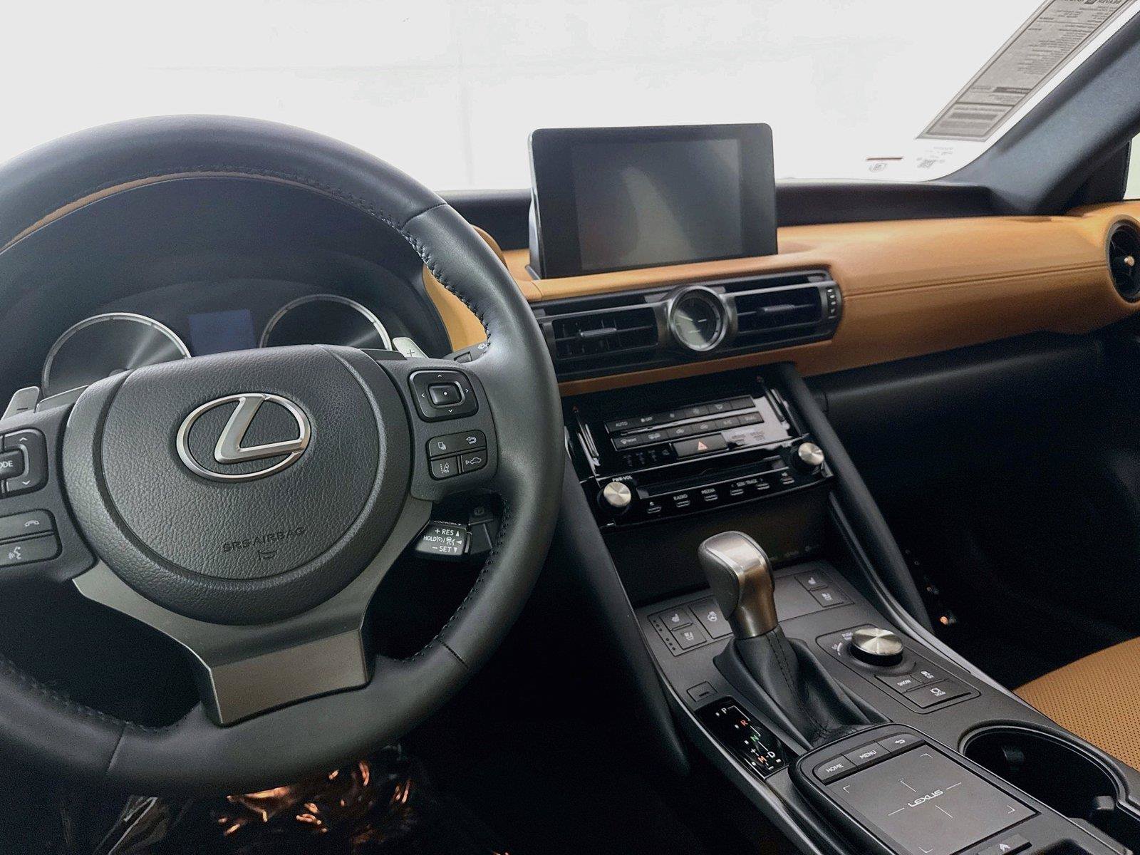 Used 2024 Lexus IS 300 w/ Comfort Package RWD image 31