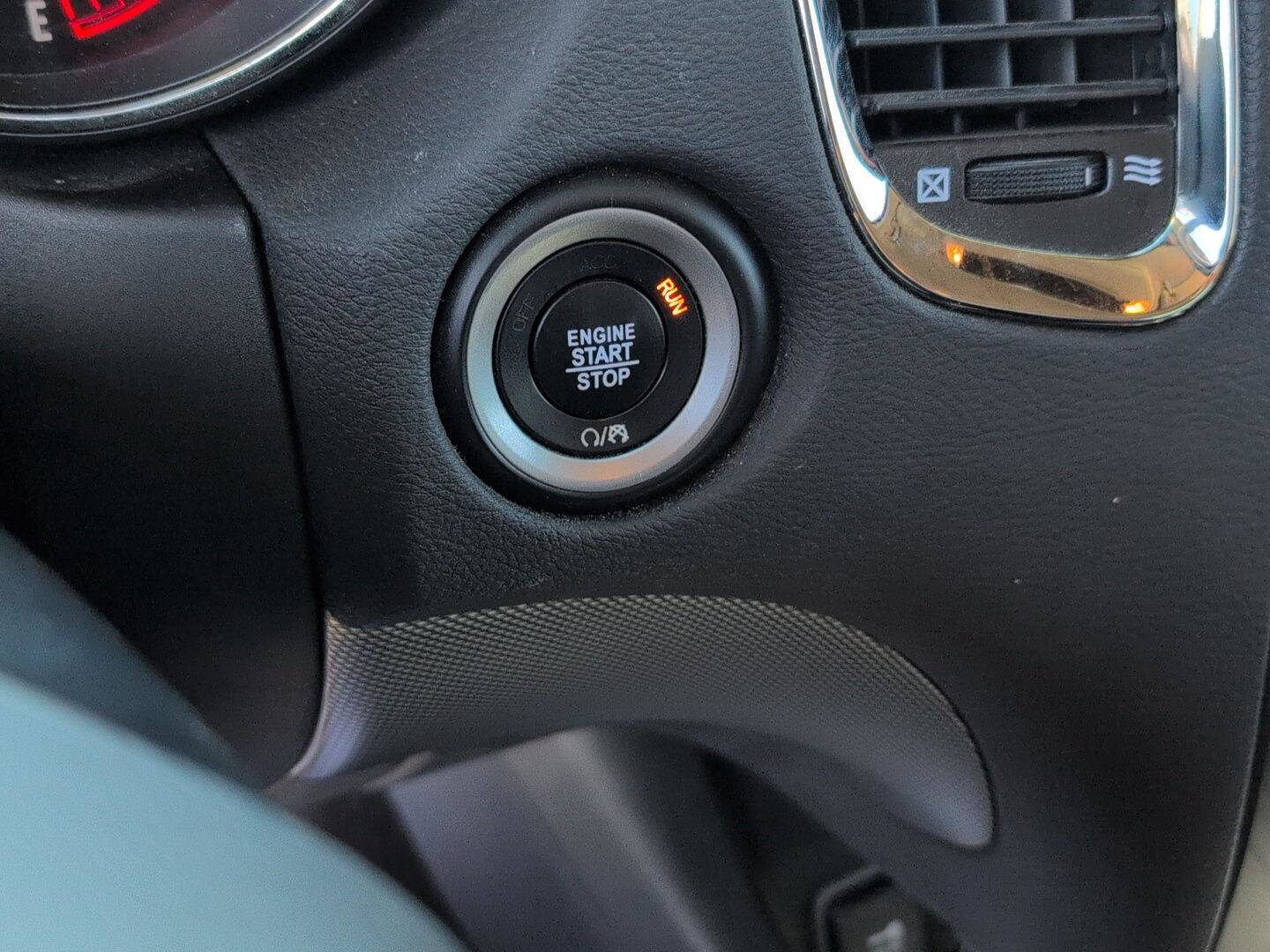 Used 2018 Dodge Durango GT image 23