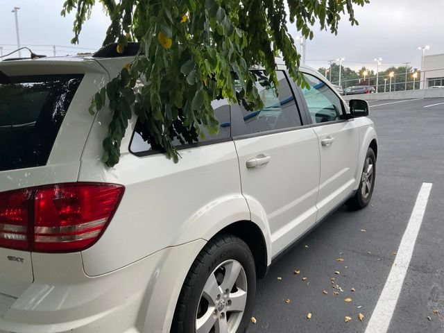 Used 2009 Dodge Journey SXT w/ Flexible Seating Group FWD image 4