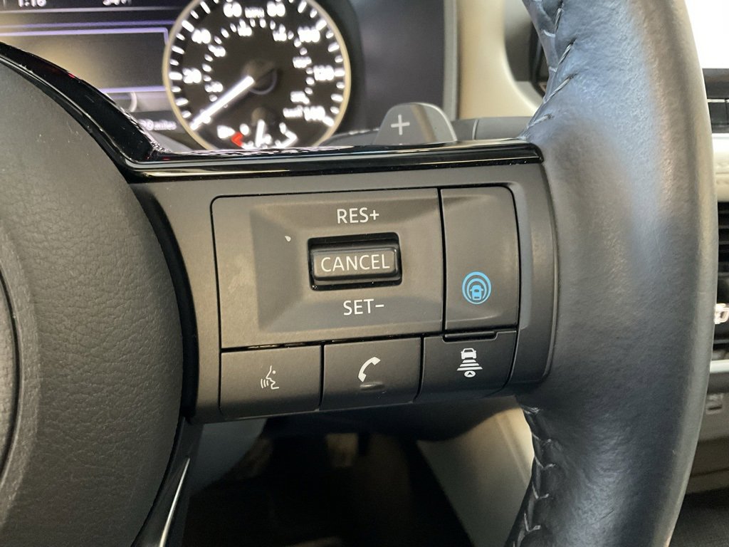 Used 2023 Nissan Rogue SL w/ SL Premium Package image 14