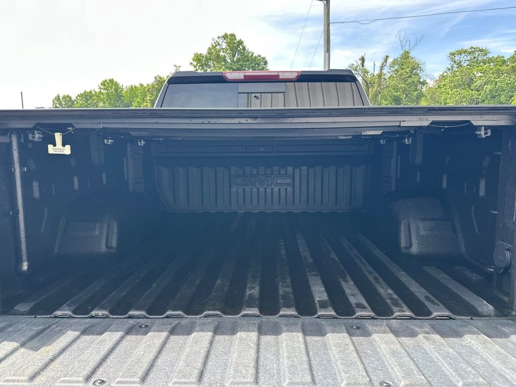 Used 2021 GMC Sierra 1500 SLT w/ SLT Premium Plus Package AWD/4WD image 19