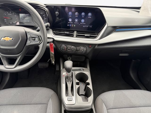 Used 2025 Chevrolet Trax LS image 11