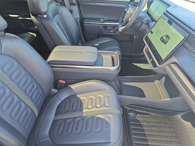 Used 2024 Rivian R1S Adventure image 12