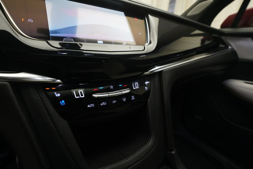 Used 2020 Cadillac XT6 Sport AWD/4WD image 20