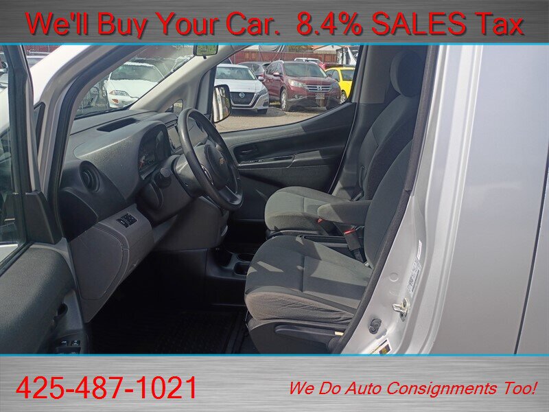 Used 2017 Chevrolet City Express LT w/ Technology Package FWD image 10