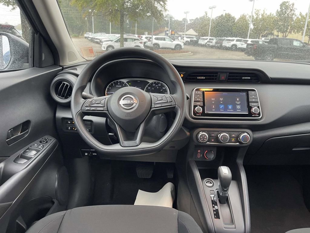 Used 2025 Nissan Kicks Play S image 14