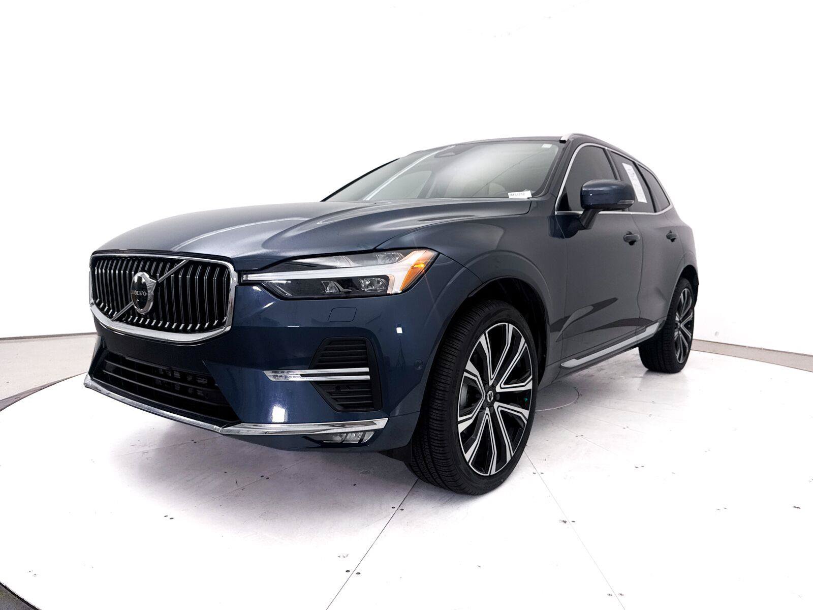 Used 2023 Volvo XC60 B5 Ultimate w/ Climate Package AWD/4WD image 14