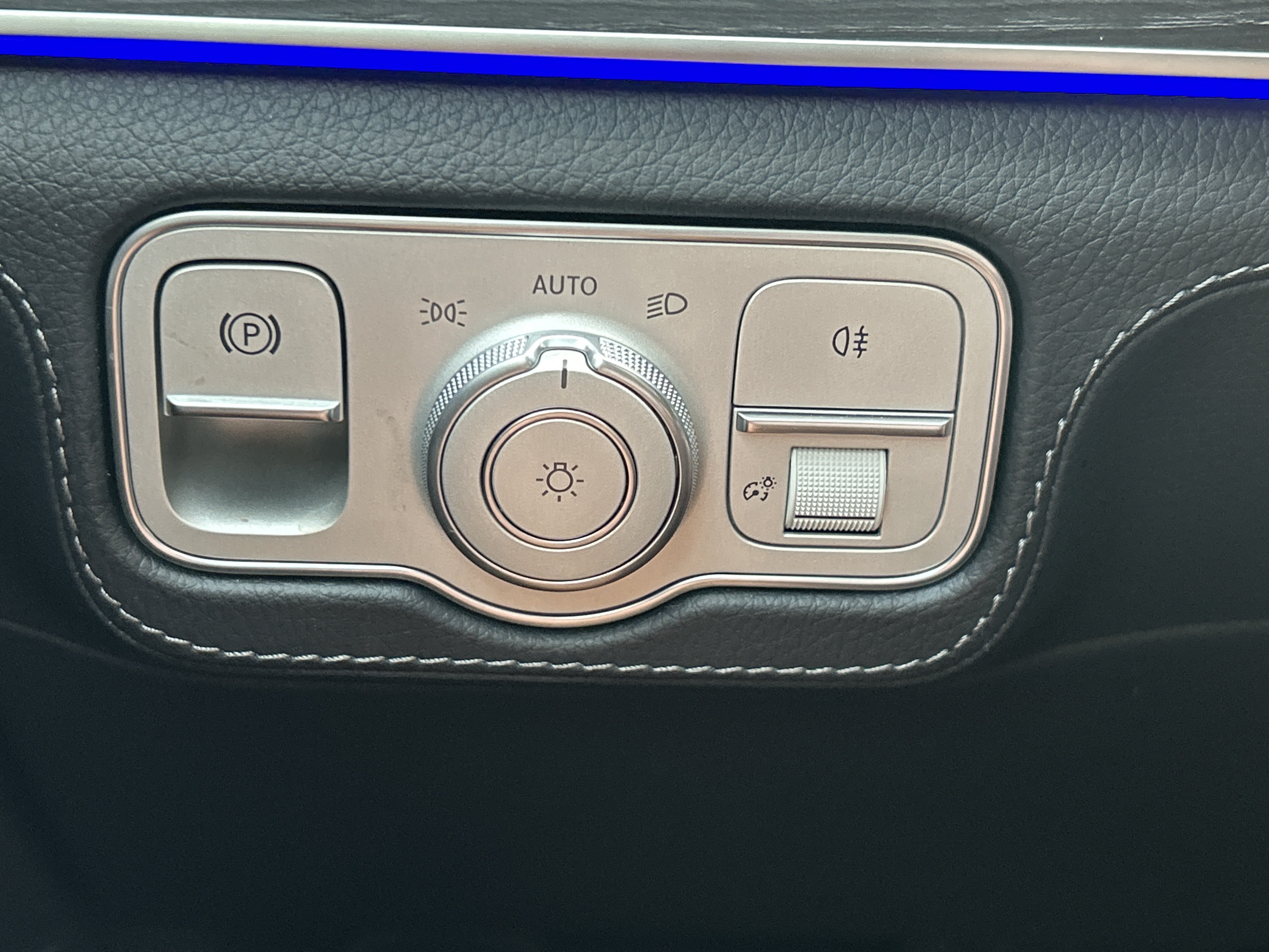 Certified 2025 Mercedes-Benz GLE 580 4MATIC image 26
