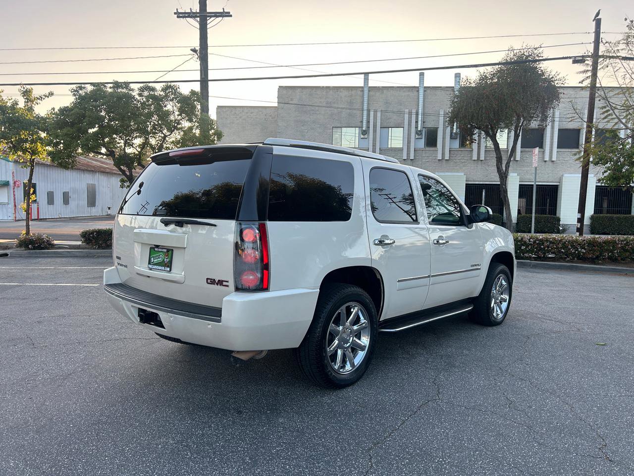 Used 2012 GMC Yukon Denali image 5
