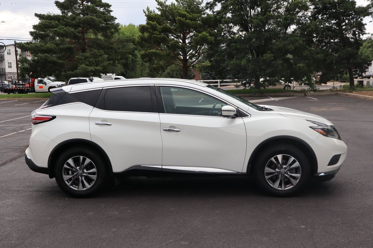 Used 2018 Nissan Murano S image 3