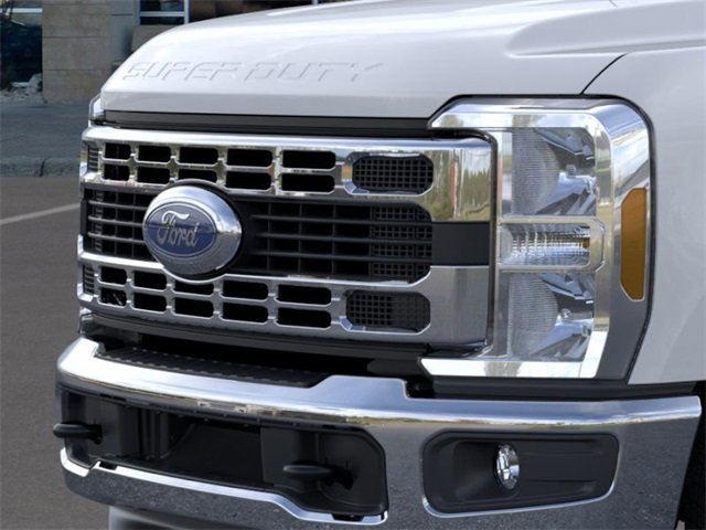 New 2025 Ford F350 XL w/ XL Chrome Package image 17