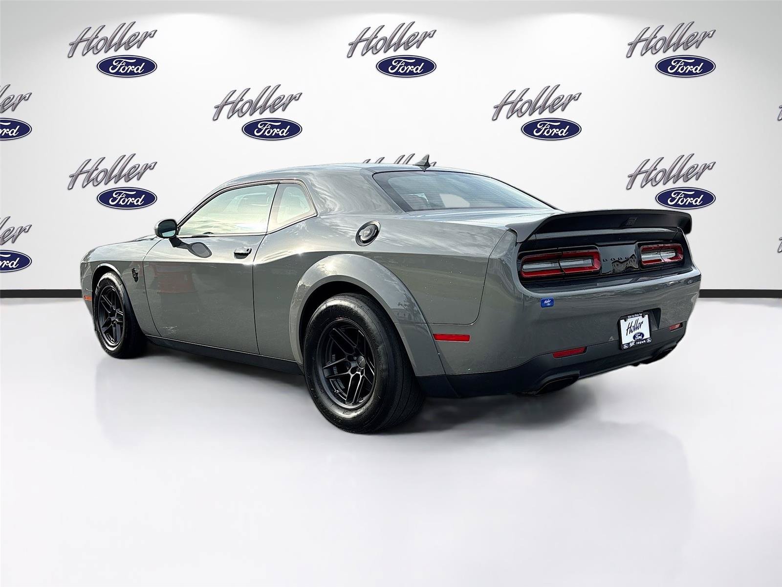 Used 2023 Dodge Challenger SRT Hellcat Redeye RWD image 6