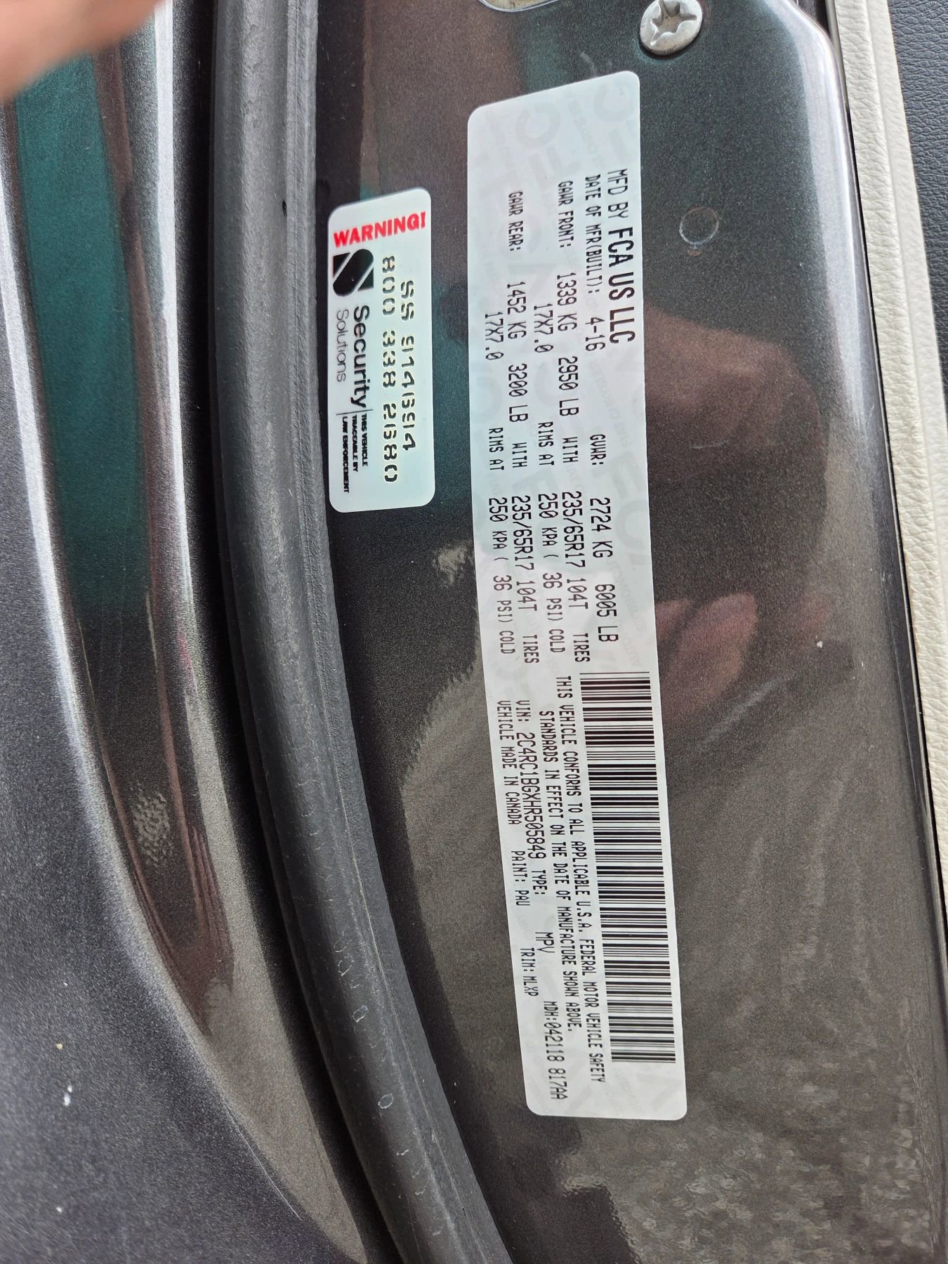 Used 2017 Chrysler Pacifica Touring-L FWD image 17