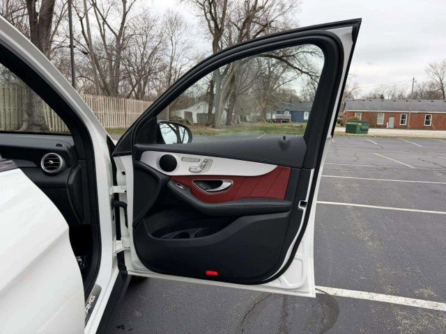 Certified 2022 Mercedes-Benz GLC 43 AMG 4MATIC image 26