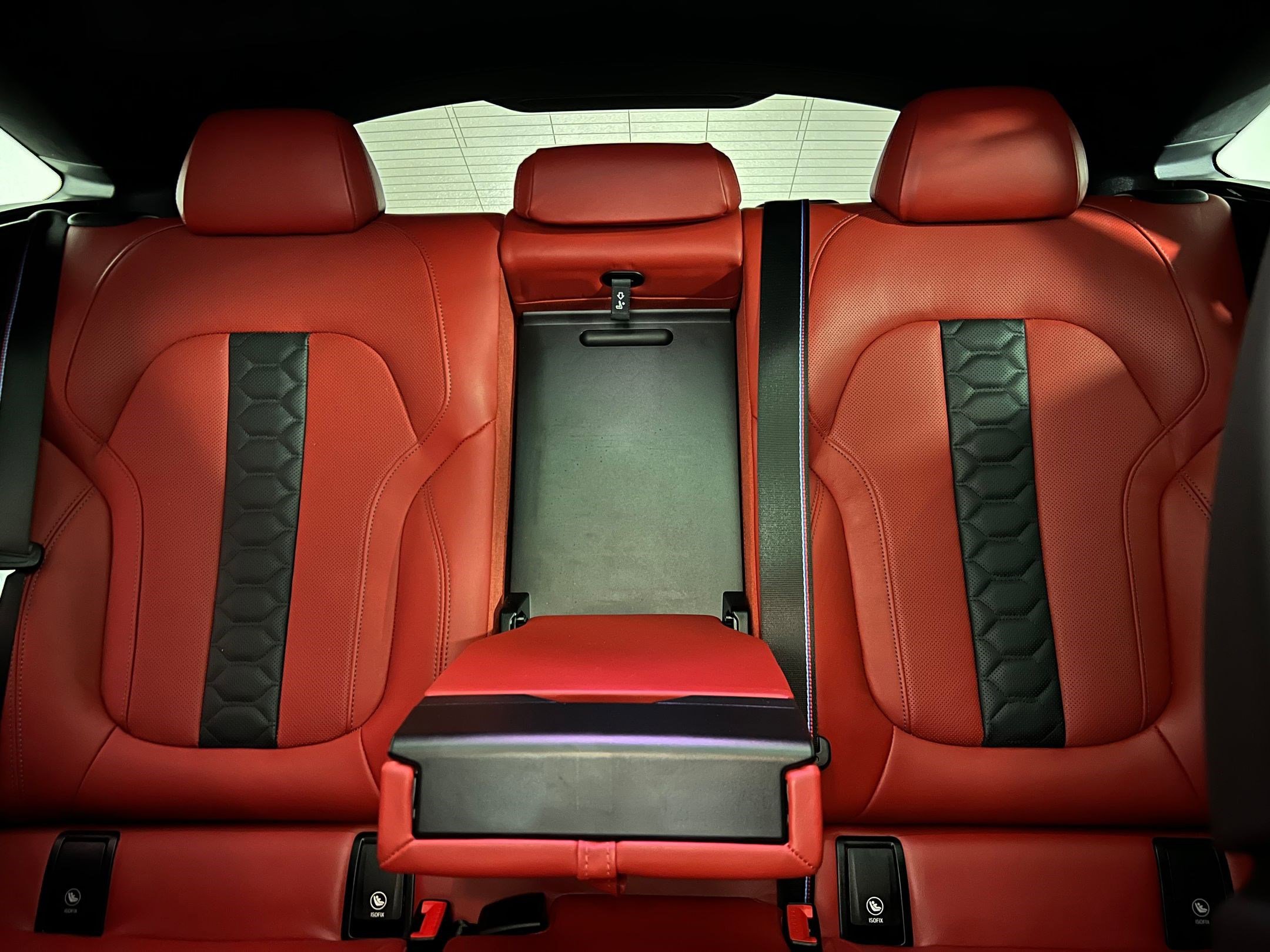 Used 2024 BMW X6 M Competition w/ Executive Package image 34